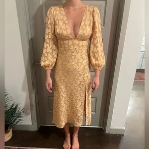Elegant Gold Midi Dress